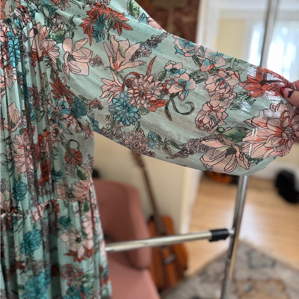 Unique Vintage Floral Off-Shoulder Maxi Dress - Picture 4 of 7